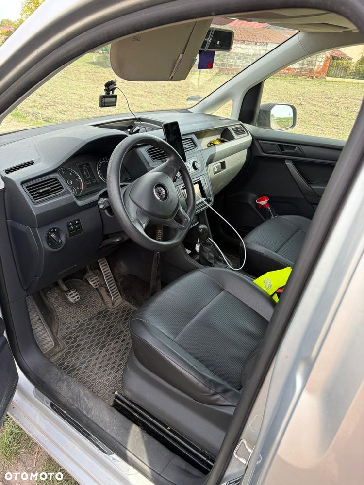 Volkswagen Caddy - 4