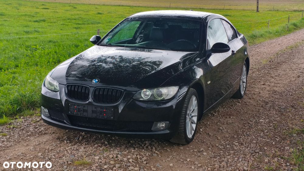 BMW Seria 3 320i - 1