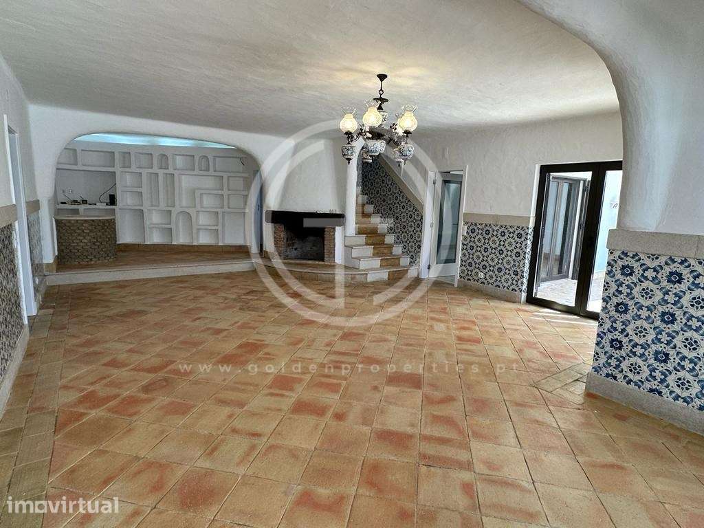 Moradia V3+1, com Piscina e Picadeiro totalmente remodelada em Algoz - Grande imagem: 5/28