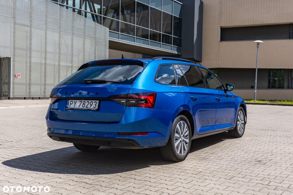 Skoda Superb 2.0 TDI SCR Style DSG - 9