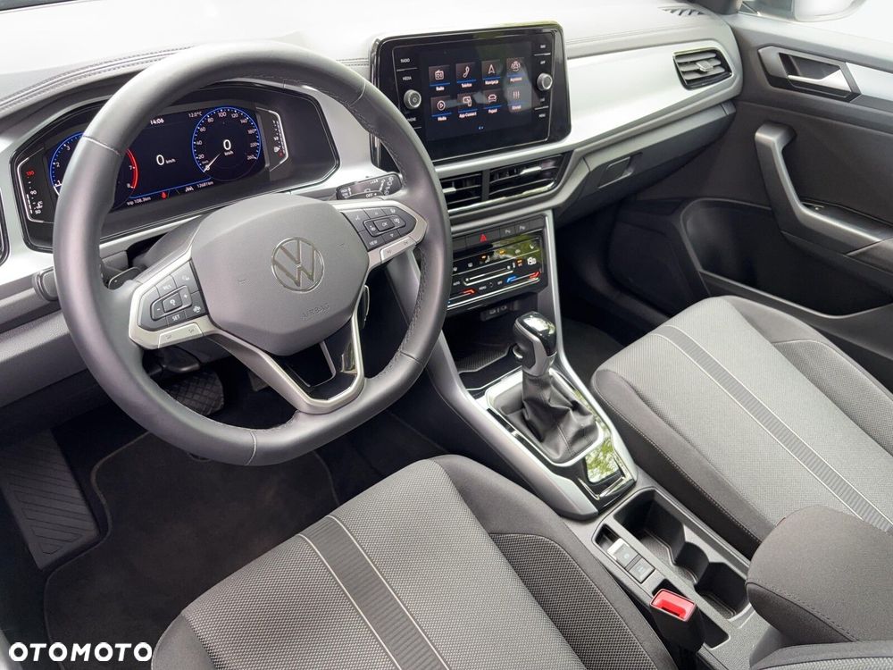 Volkswagen T-Roc - 12