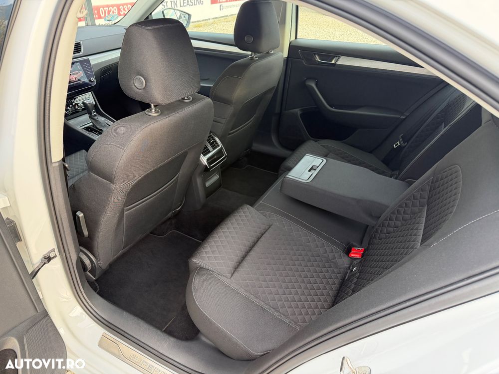 Skoda Superb 2.0 TDI DSG Style - 13