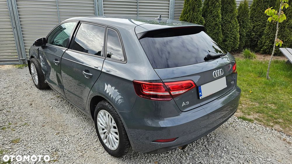 Audi A3 Sportback - 3