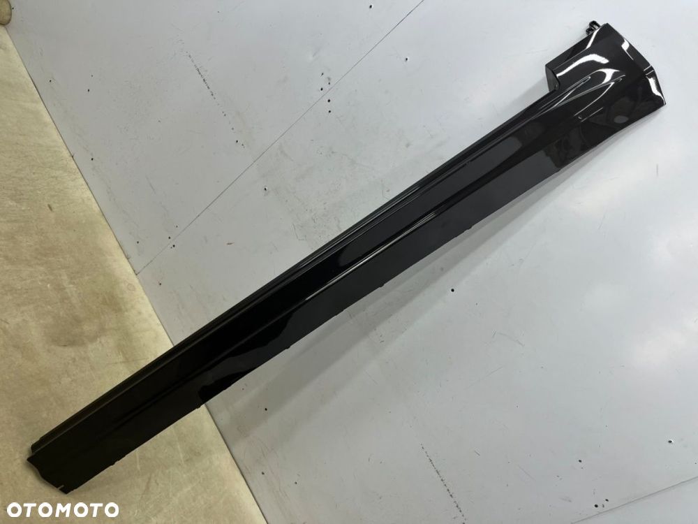 Nakładka progu Volvo XC90 II 14r.- PRAWA listwa progowa zewnętrzna 731 prawy próg 31672371