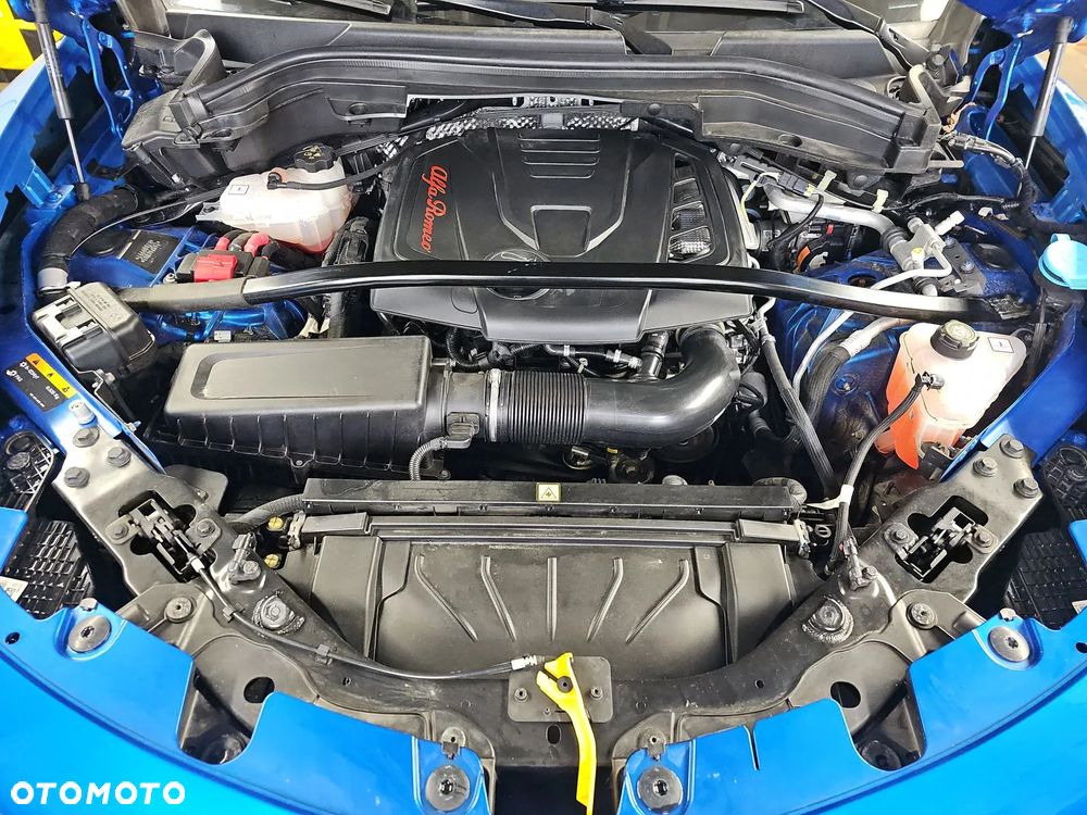 Alfa Romeo Stelvio 2.0 Turbo Veloce TI Q4 - 14