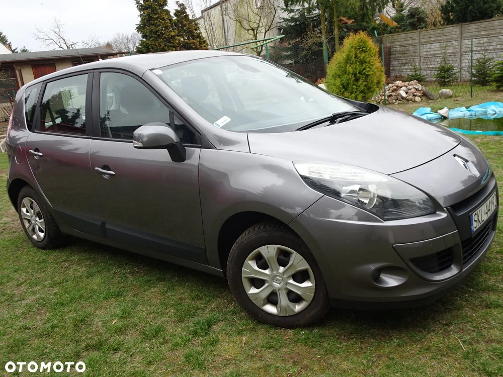 Renault Scenic - 1