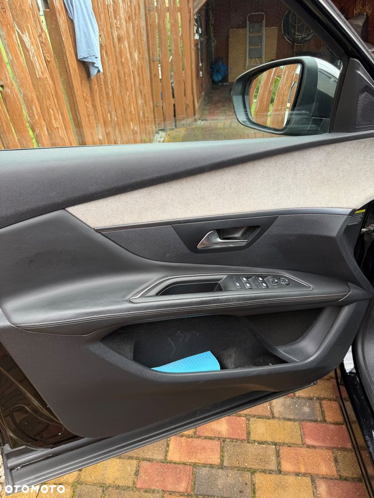 Peugeot 3008 2.0 BlueHDi GT S&S EAT8 - 8