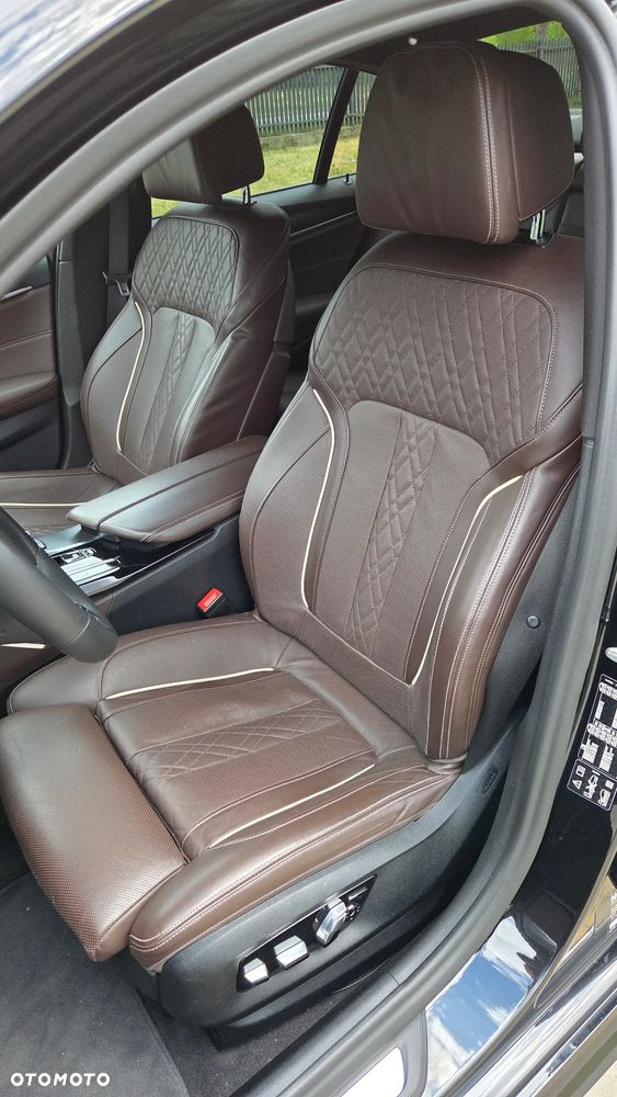 BMW Seria 5 520d xDrive MHEV M Sport sport - 10
