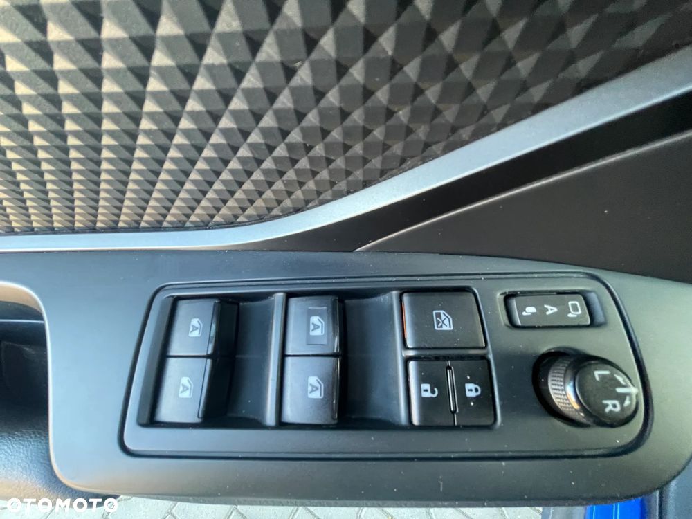 Toyota C-HR - 28