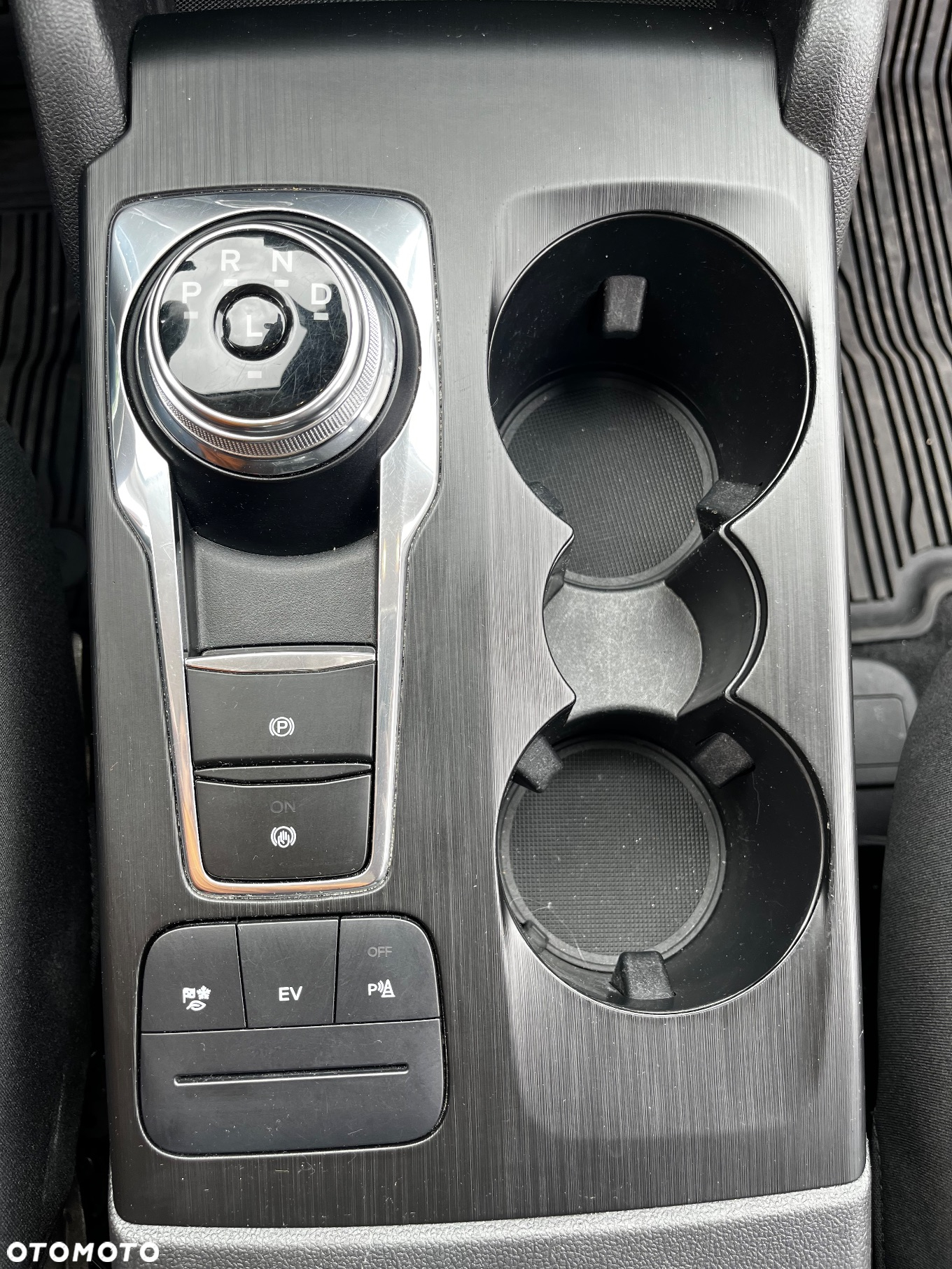 Ford Kuga - 15