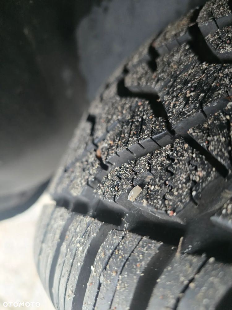 Volkswagen Caddy - 11