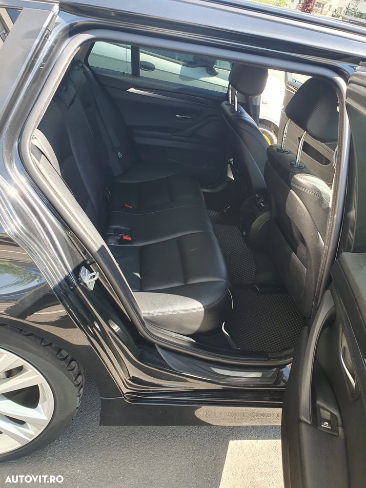 BMW Seria 5 520d Aut. Luxury Line - 13
