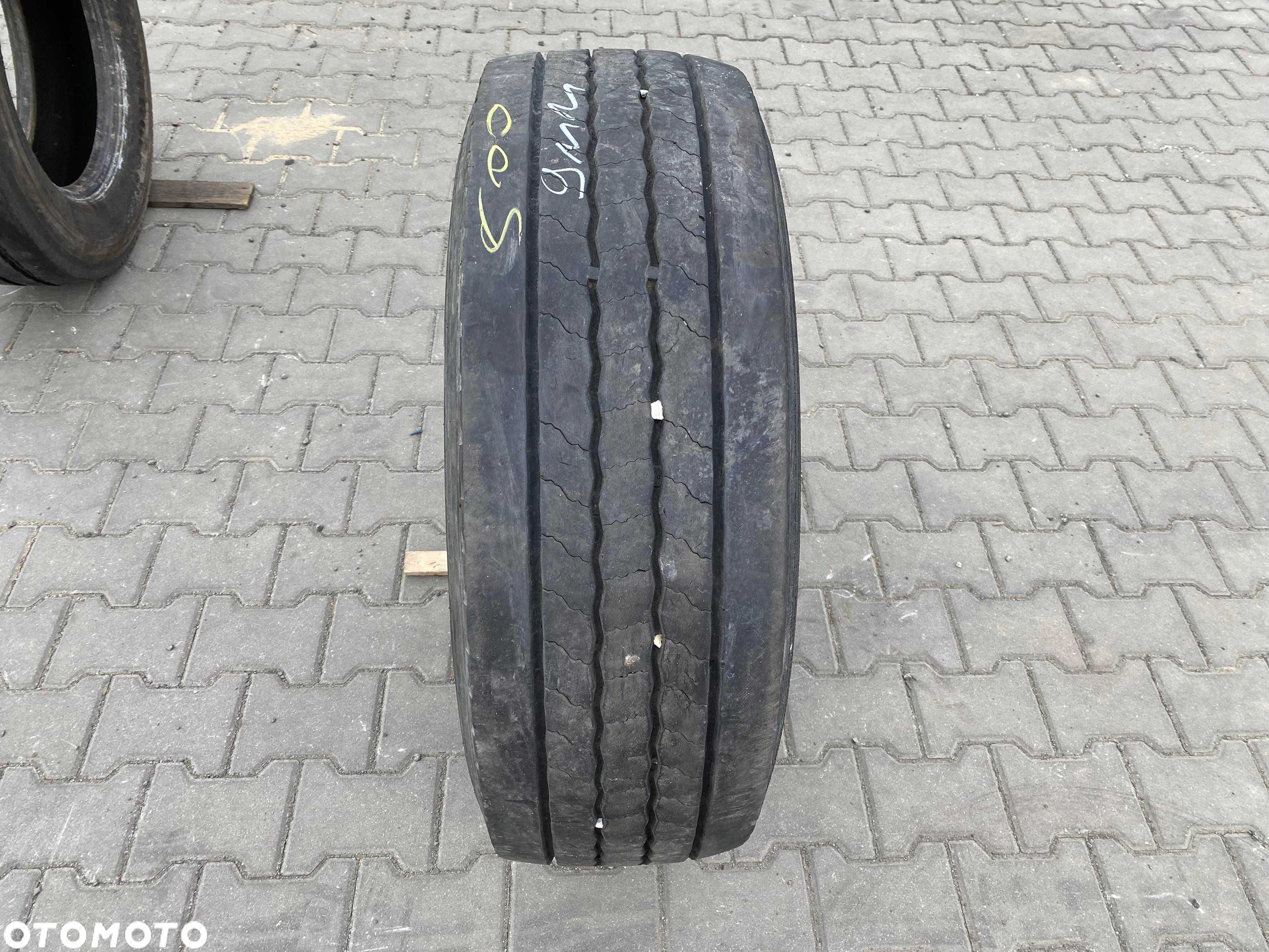 Opona 305/70R19.5 HANKOOK SMART FLEX AH35 Przód 9mm - 2