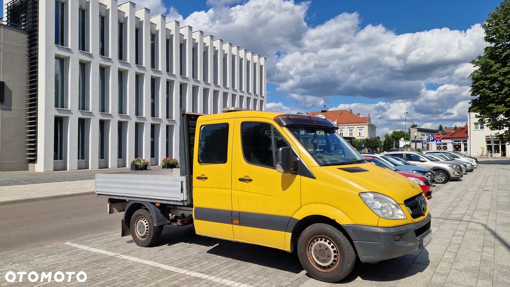 Mercedes-Benz Sprinter - 2