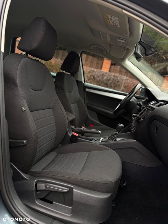 Skoda Octavia 2.0 TDI DSG Style - 34