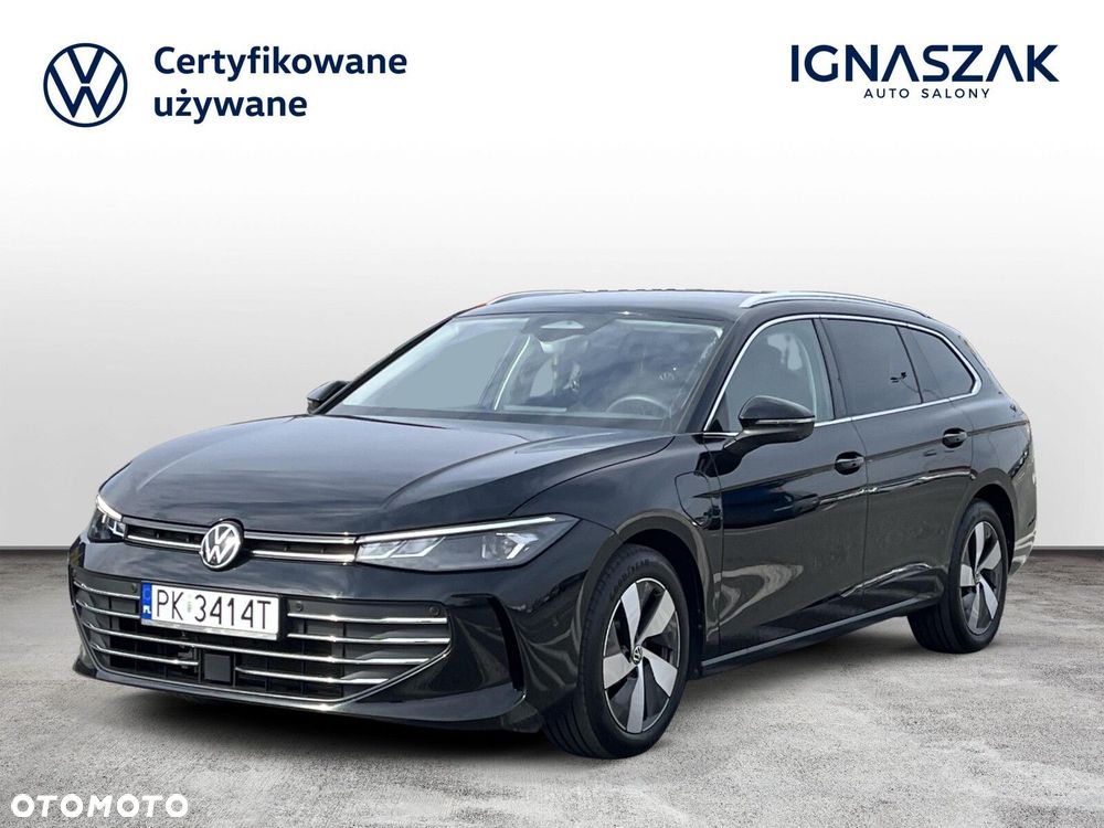 Volkswagen Passat - 1