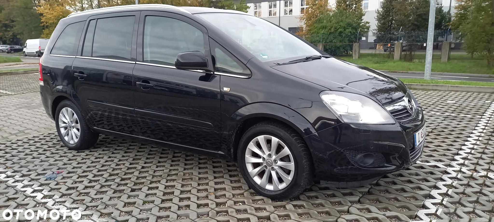 Opel Zafira 1.8 Cosmo - 20