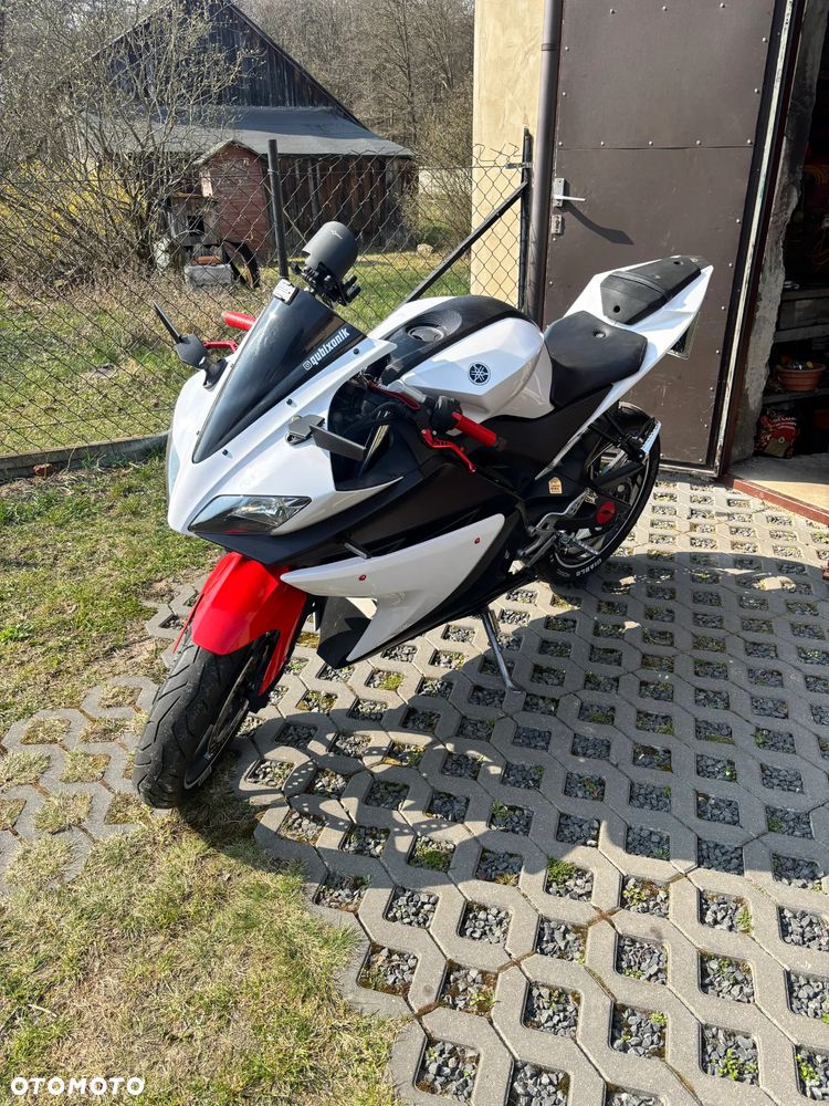 Yamaha R125 - 4