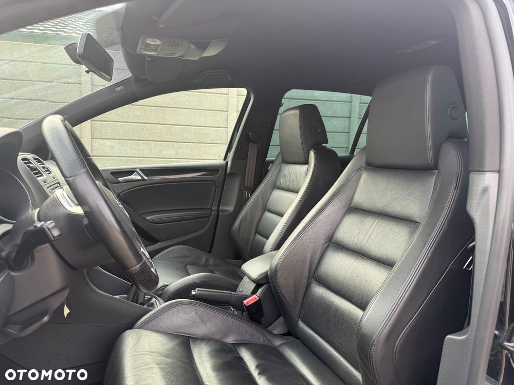 Volkswagen Golf - 7
