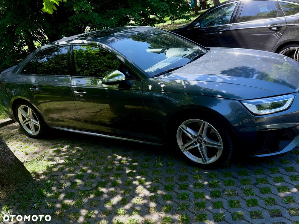 Audi S4 Limousine - 3