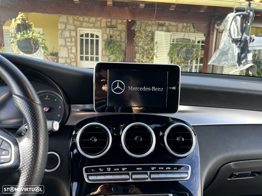 Mercedes-Benz GLC 220 d 4Matic 9G-TRONIC - 28