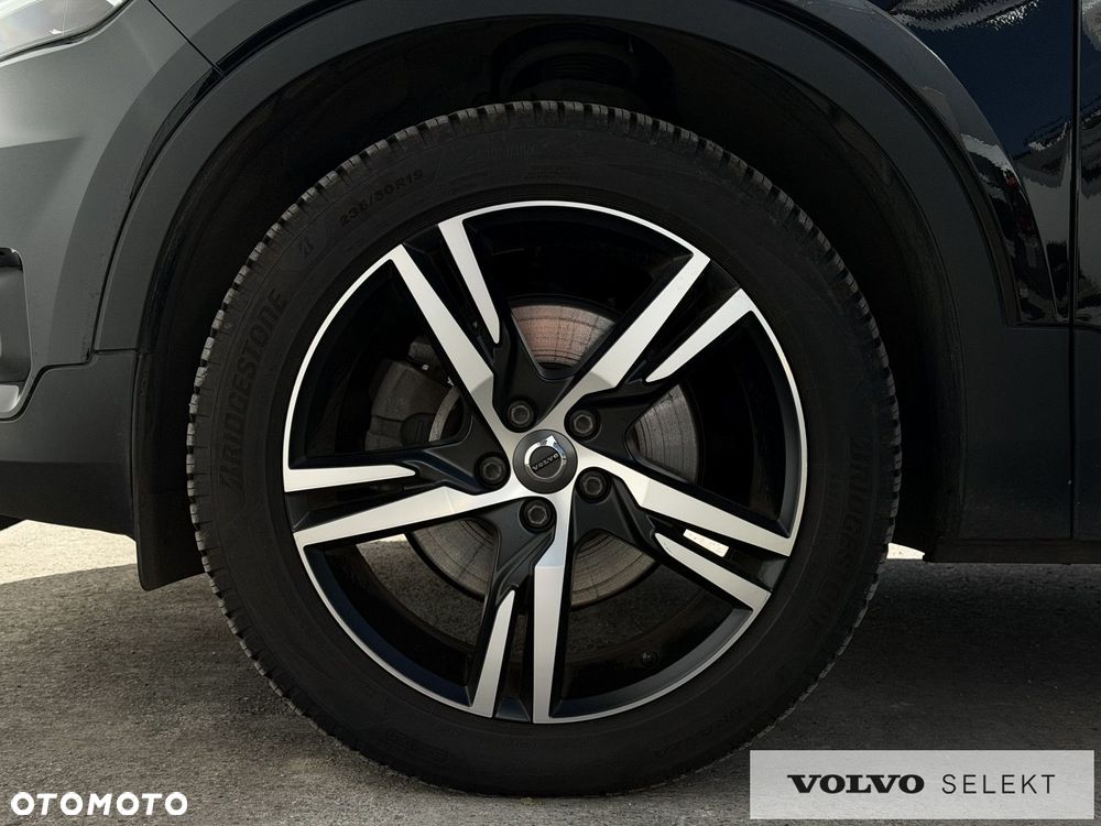 Volvo XC 40 - 38