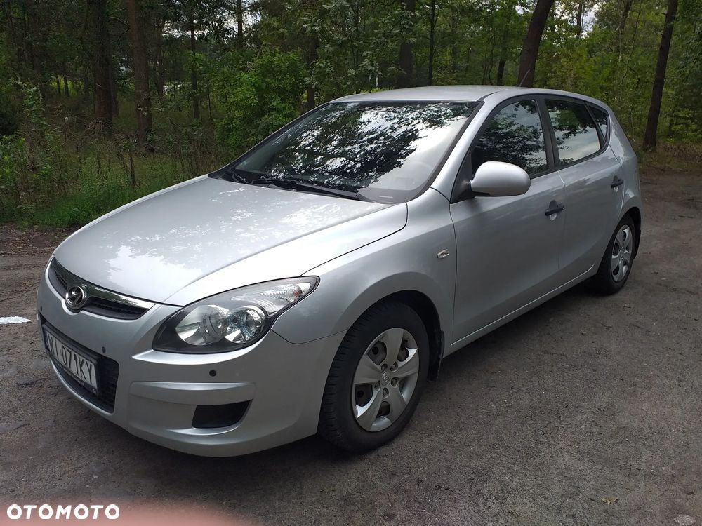 Hyundai i30 1.6 CRDi Base + - 1