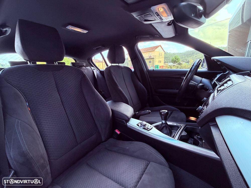 BMW 116 d Pack Desportivo M - 14