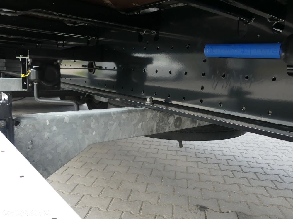 Krone MEGA / FIRANKA / OŚ PODNOSZONA / DACH PODNOSZONY / - 15