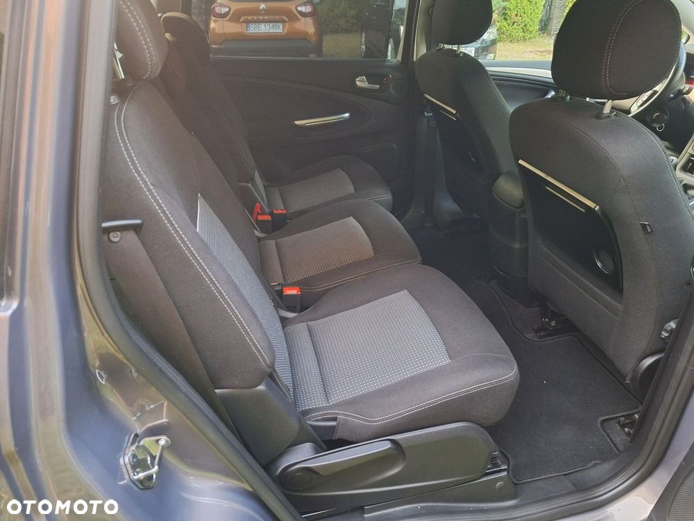 Ford S-Max 2.0 TDCi DPF Titanium - 17