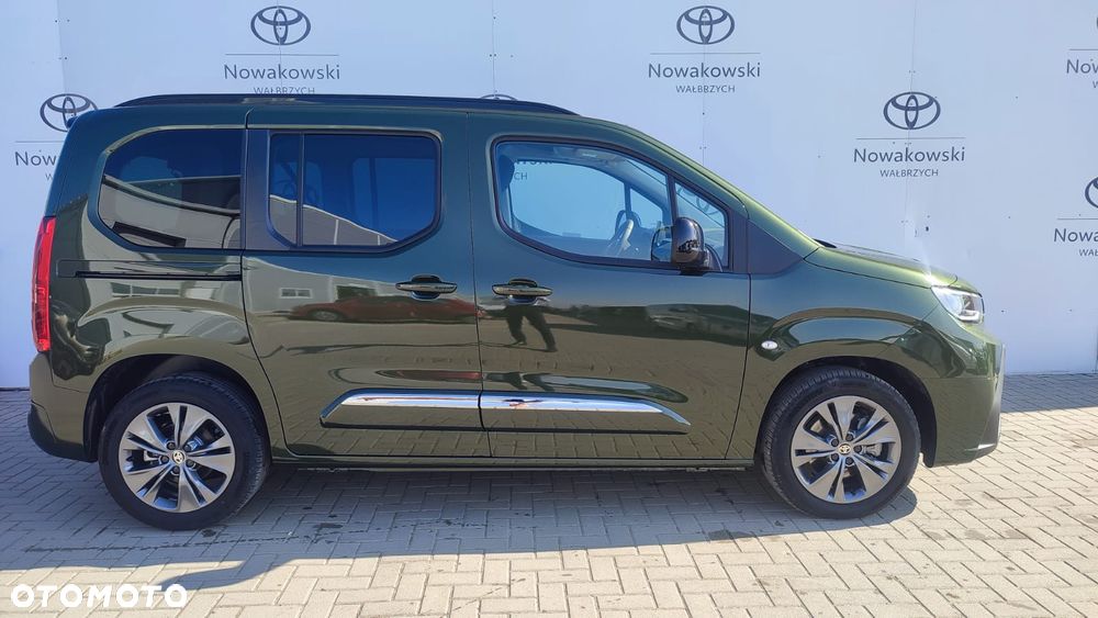 Toyota Proace City Verso 1.5 D-4D VIP - 11