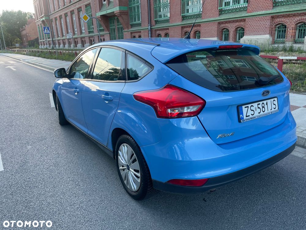 Ford Focus - 8