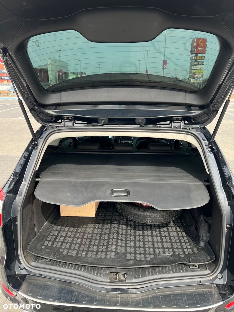 Ford Mondeo 2.5 Ghia - 10
