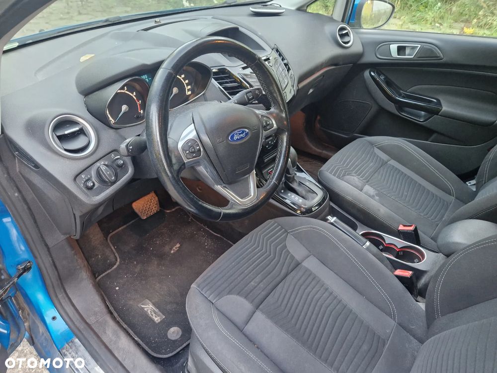 Ford Fiesta 1.0 EcoBoost Powershift Titanium - 9
