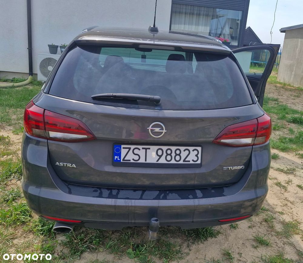 Opel Astra 1.6 CDTI Dynamic S&S - 10