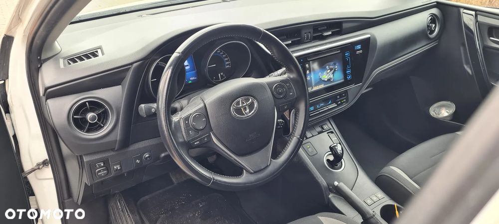 Toyota Auris - 6