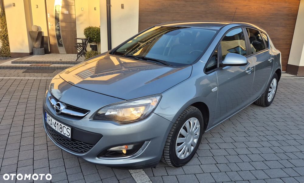 Opel Astra 1.4 T Enjoy - 24