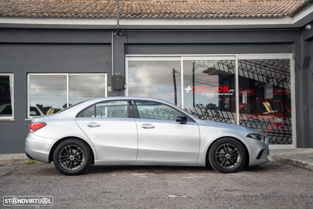 Mercedes-Benz A 180 Limousine d Style Aut. - 4