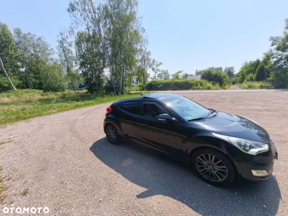 Hyundai Veloster 1.6 blue Premium - 13