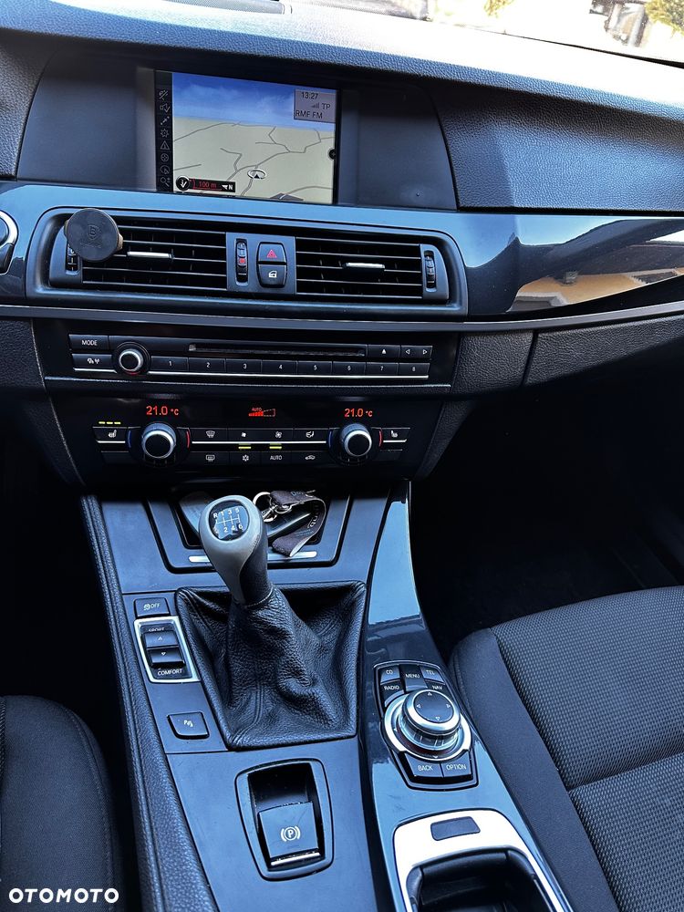 BMW Seria 5 520d - 17
