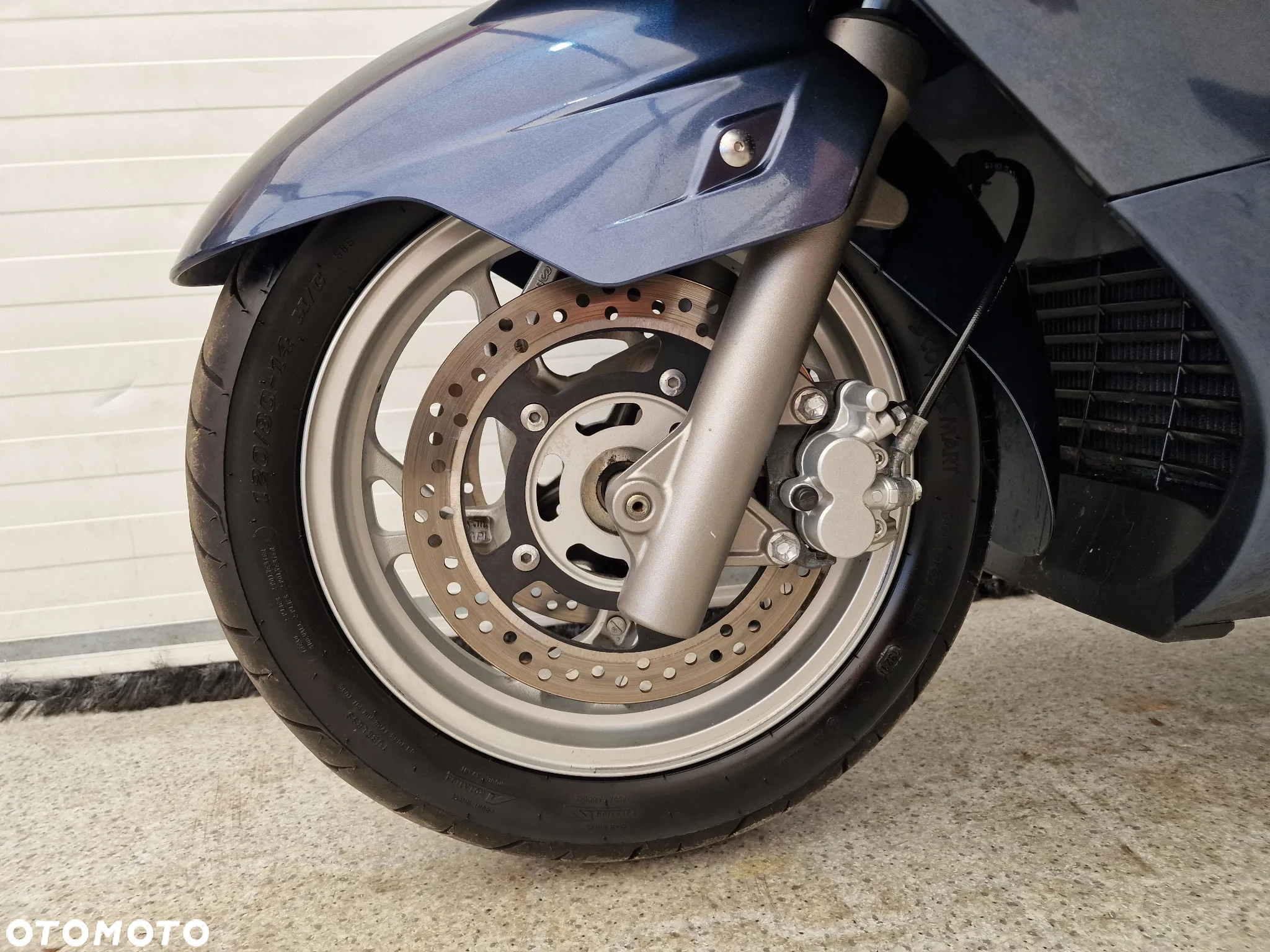 Suzuki Burgman - 13