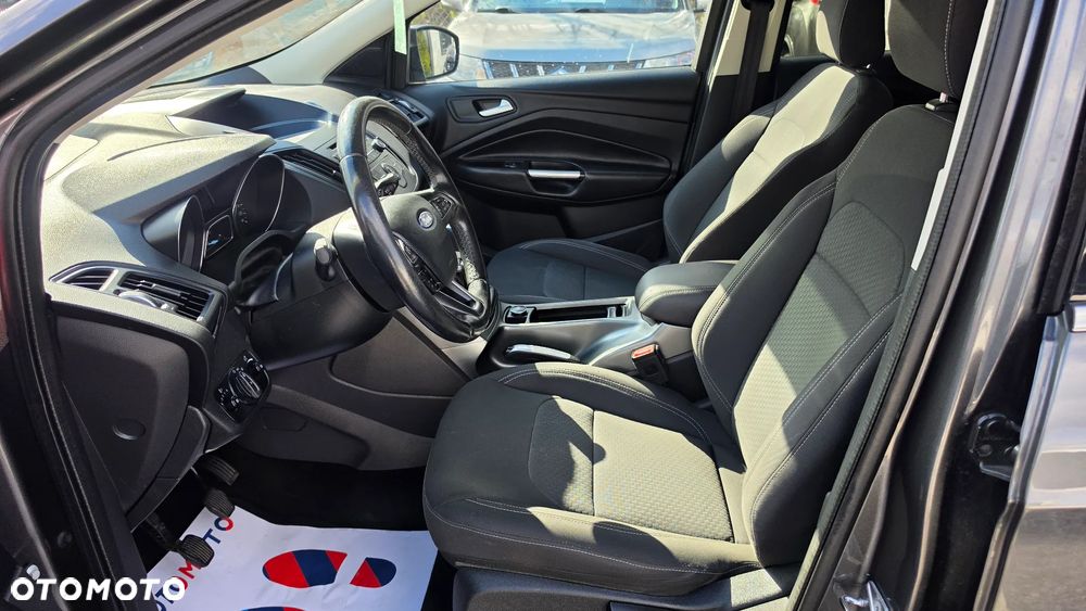 Ford Kuga - 14