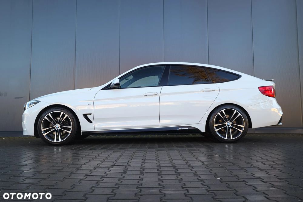 BMW Seria 3 330i M Sport Shadow sport - 8