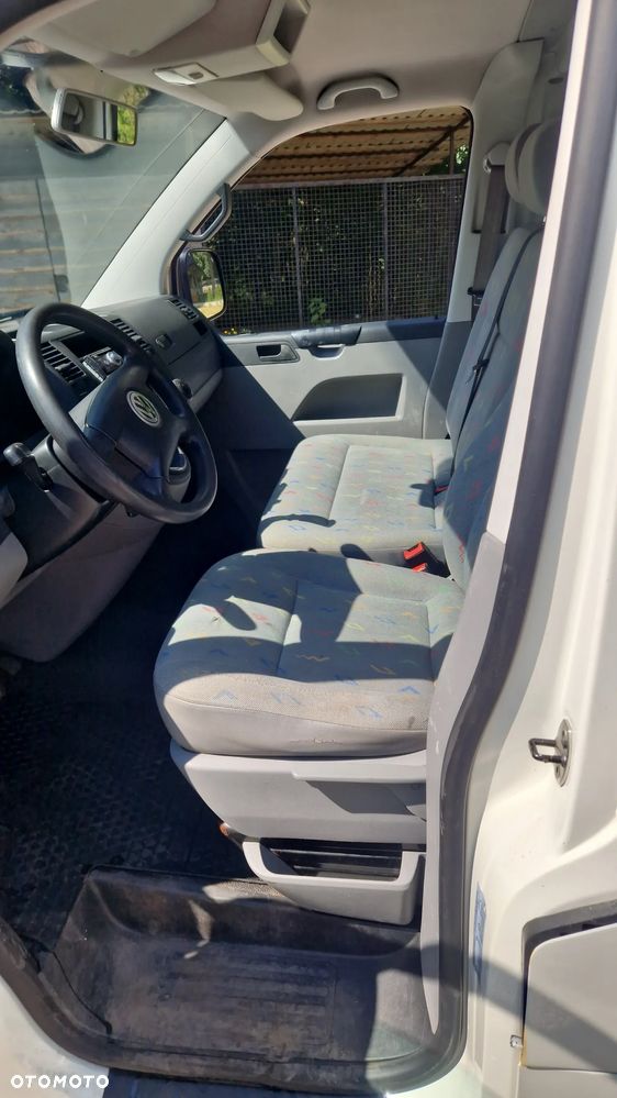 Volkswagen Transporter t5 2,5tdi - 9