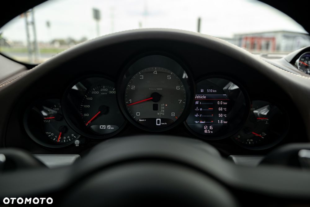 Porsche 911 Targa 4S PDK - 7