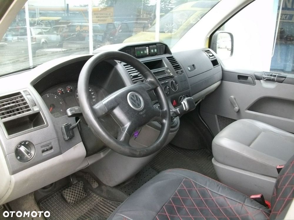 Volkswagen Transporter - 3