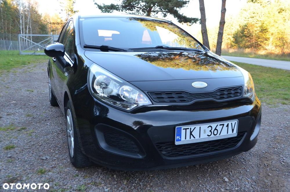 Kia Rio - 16