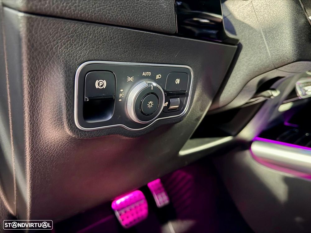 Mercedes-Benz GLA 250 e AMG Line - 12