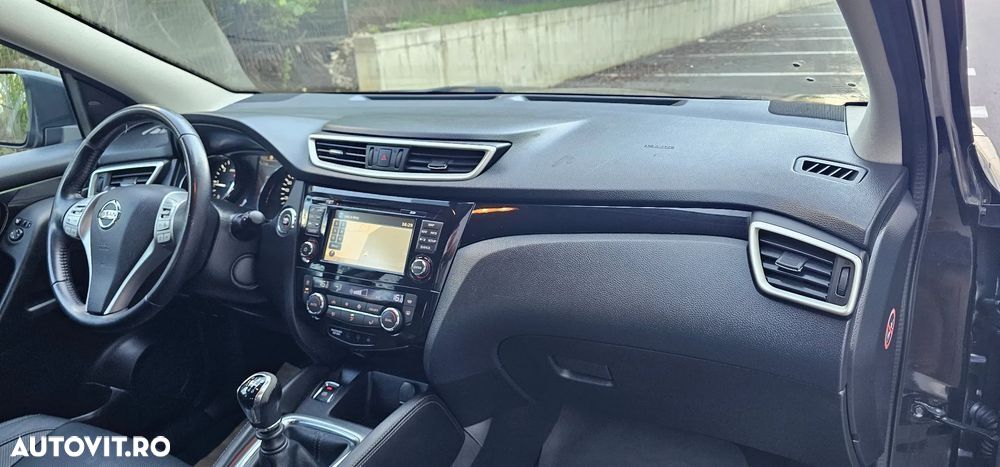 Nissan Qashqai 1.6 dCi DPF tekna - 11