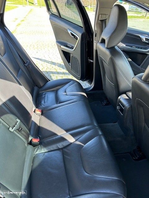 Volvo V60 1.6 D2 Drive Kinetic Start/Stop - 9